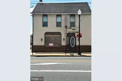 230 E Main Street, Waynesboro, PA 17268 - Photo 1
