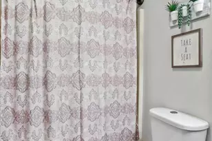 1660 Hawthorne Ln, Chambersburg, PA 17202 - Photo 23