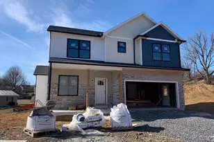 695 Karvois Ct, Chambersburg, PA 17202 - Photo 1