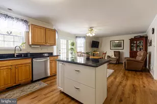 1660 Wisteria Dr, Chambersburg, PA 17202 - Photo 29