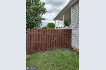 1660 Wisteria Drive, Chambersburg, PA 17202 - Photo 3