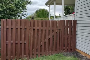 1660 Wisteria Dr, Chambersburg, PA 17202 - Photo 3