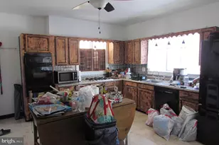 412 S Potomac St, Waynesboro, PA 17268 - Photo 3