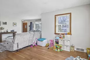 11397 N Garfield St, Waynesboro, PA 17268 - Photo 7