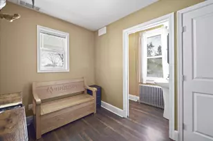 62 E Main St, Fayetteville, PA 17222 - Photo 9