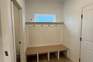 8761 Jocelyn Dr, Waynesboro, PA 17268 - Photo 11