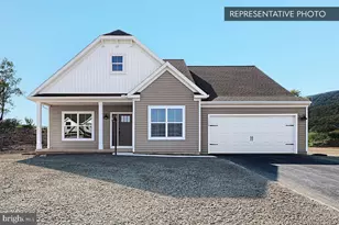Juliet Plan At Hickory Pointe, Waynesboro, PA 17268 - Photo 1