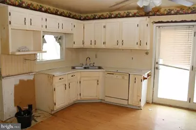 12228 Blue Mountain Avenue, Waynesboro, PA 17268 - Photo 3