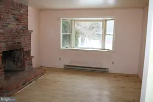 12228 Blue Mountain Ave, Waynesboro, PA 17268 - Photo 7