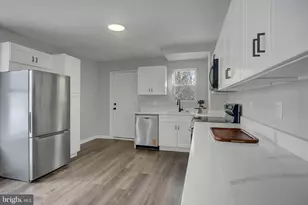 830 Broad St, Chambersburg, PA 17201 - Photo 11