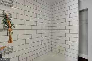 830 Broad St, Chambersburg, PA 17201 - Photo 23