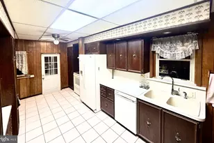 337 S 6th St, Chambersburg, PA 17201 - Photo 5