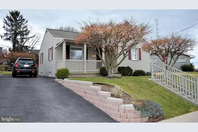 436 Grandview Avenue, Chambersburg, PA 17201 - Photo 1