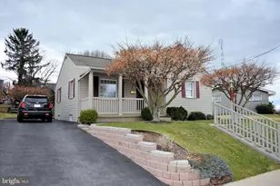 436 Grandview Ave, Chambersburg, PA 17201 - Photo 1