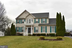 108 Bridle Hill Ct, Chambersburg, PA 17202 - Photo 1