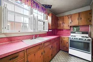 141 S Washington St, Greencastle, PA 17225 - Photo 9