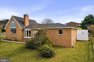 47 Emerald Dr, Chambersburg, PA 17202 - Photo 3