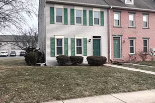 539 Bracken Dr, Chambersburg, PA 17201 - Photo 1