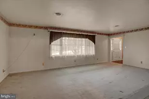 34 Acorn Cir, Chambersburg, PA 17202 - Photo 13