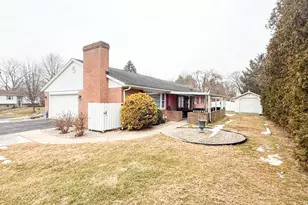 34 Acorn Cir, Chambersburg, PA 17202 - Photo 9