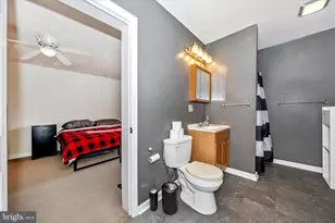 241 N Franklin St, Chambersburg, PA 17201 - Photo 37