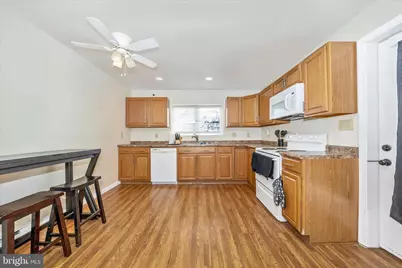 241 N Franklin Street, Chambersburg, PA 17201 - Photo 3