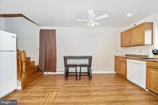 241 N Franklin St, Chambersburg, PA 17201 - Photo 9