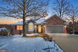 6967 Fairway Oaks, Fayetteville, PA 17222 - Photo 1