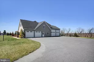 847 W King St, Waynesboro, PA 17268 - Photo 79