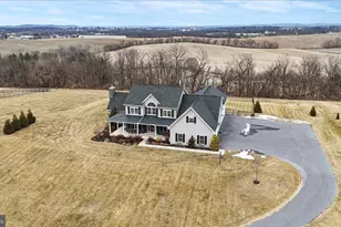 847 W King St, Waynesboro, PA 17268 - Photo 5