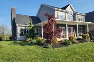 847 W King St, Waynesboro, PA 17268 - Photo 3