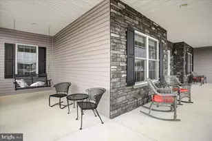 847 W King St, Waynesboro, PA 17268 - Photo 9