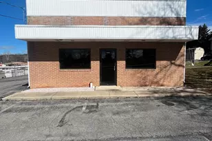 11993 Broad St, Waynesboro, PA 17268 - Photo 1