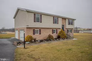 4482 Fort McCord Rd, Chambersburg, PA 17202 - Photo 3