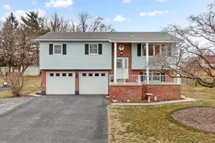 257 Valley Dr, Fayetteville, PA 17222 - Photo 1