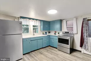 129 E Franklin St, Greencastle, PA 17225 - Photo 13