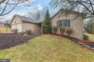 7010 Fairway Oaks, Fayetteville, PA 17222 - Photo 5