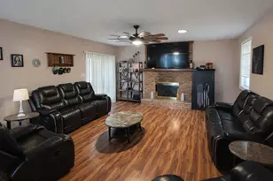 1585 Marilyn Ct, Chambersburg, PA 17202 - Photo 5