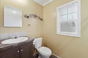 265 N Carlisle St, Greencastle, PA 17225 - Photo 17