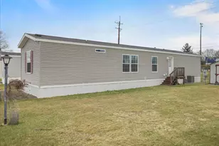 265 N Carlisle St, Greencastle, PA 17225 - Photo 21