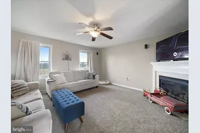 1674 Hammond Drive, Chambersburg, PA 17201 - Photo 3