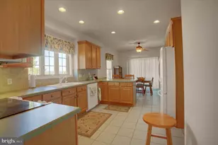 1634 Majestic Dr, Chambersburg, PA 17202 - Photo 17