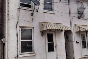 123 W King St, Chambersburg, PA 17201 - Photo 1