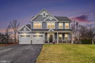 108 Apple Blossom Ct, Fayetteville, PA 17222 - Photo 1