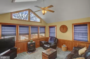 530 E Catherine St, Chambersburg, PA 17201 - Photo 31