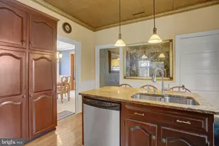 530 E Catherine St, Chambersburg, PA 17201 - Photo 25