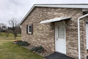 632 Kittatinny Dr, Chambersburg, PA 17202 - Photo 3