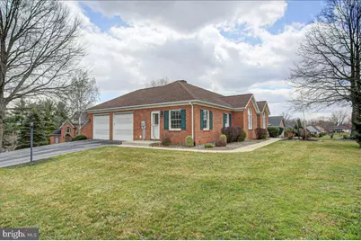 84 Monroe Drive, Chambersburg, PA 17201 - Photo 5