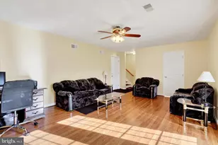 345 Rose Ann Dr, Chambersburg, PA 17201 - Photo 9