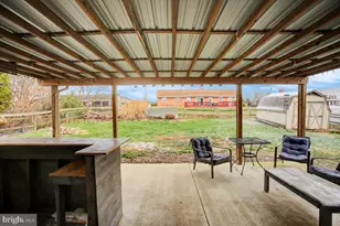 353 Town Dr, Greencastle, PA 17225 - Photo 3